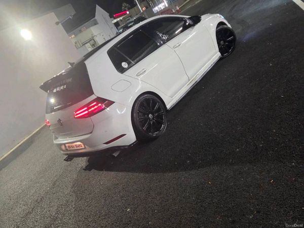 Volkswagen Golf Hatchback, Diesel, 2018, White