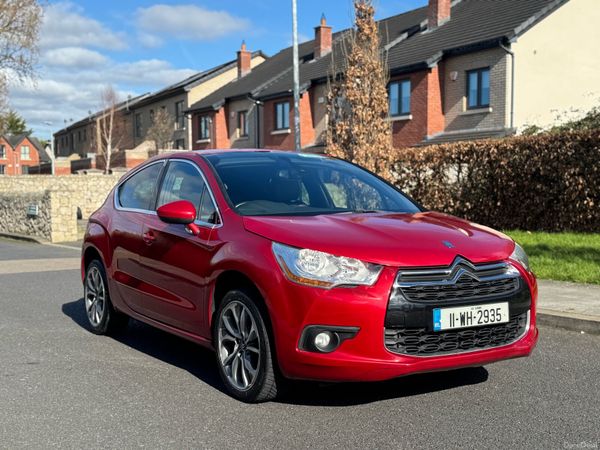 Citroen DS 4 Hatchback, Diesel, 2011, Red