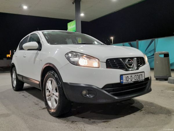 Nissan Qashqai Hatchback, Diesel, 2010, White