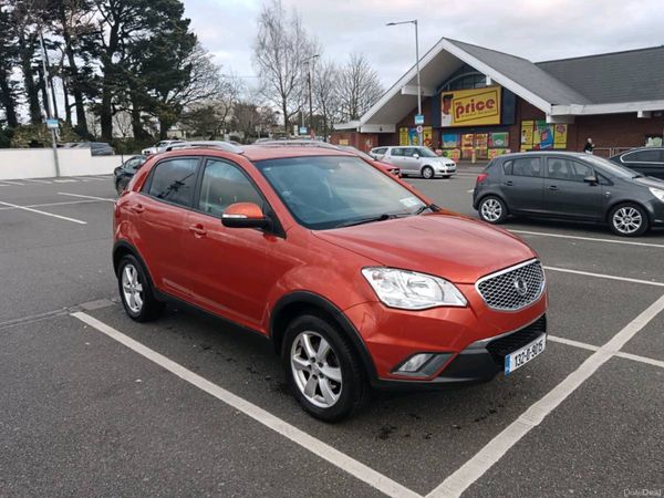 SsangYong Korando SUV, Diesel, 2013, Red