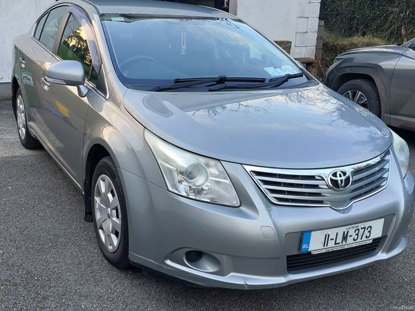 Toyota Avensis Saloon, Diesel, 2011, Grey
