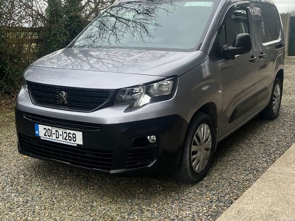 Peugeot Partner MPV, Diesel, 2020, Grey