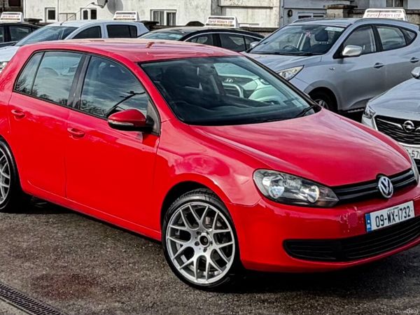 Volkswagen Golf Hatchback, Petrol, 2009, Red