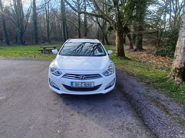 Hyundai i40 Estate/Jeep, Diesel, 2015, White