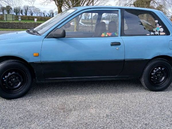 Toyota Starlet Hatchback, Petrol, 1991, Blue
