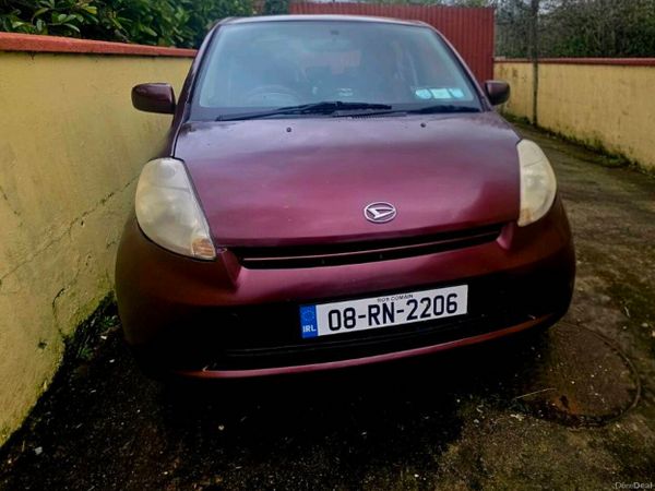 Daihatsu Sirion Hatchback, Petrol, 2008, Red
