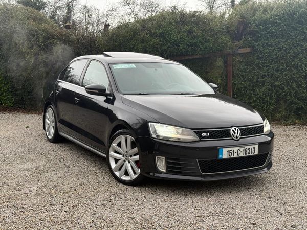 Volkswagen Jetta Saloon, Petrol, 2015, Black