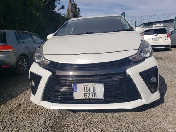 Toyota Prius MPV, Petrol Hybrid, 2015, White