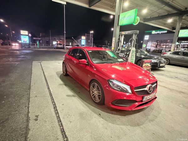 Mercedes-Benz A-Class Hatchback, Petrol, 2016, Red