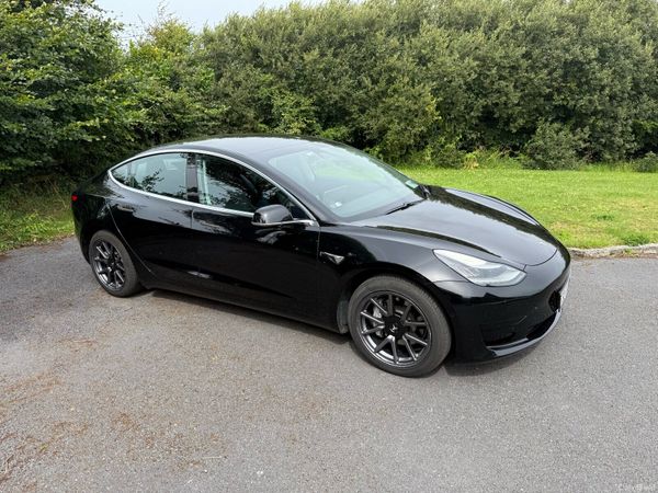 Tesla Model 3 Saloon, Electric, 2019, Black