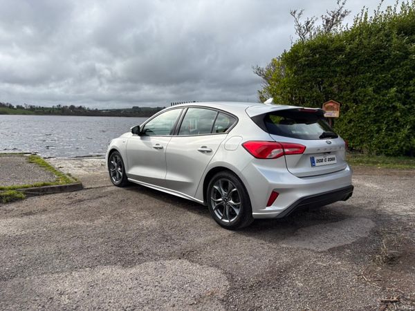 Ford Focus Hatchback, Diesel, 2020, Grey