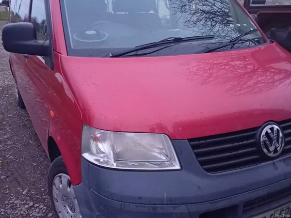 Volkswagen Shuttle Minibus, Diesel, 2007, Red