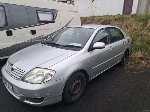 Toyota Corolla Saloon, Petrol, 2005, Silver