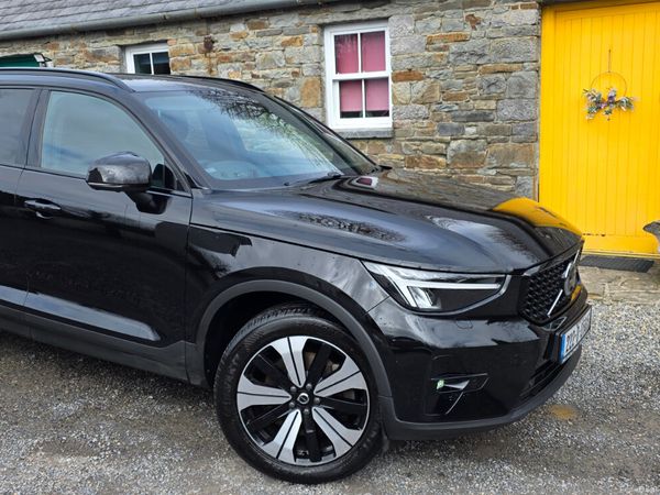Volvo XC40 Estate, Petrol Plug-in Hybrid, 2022, Black