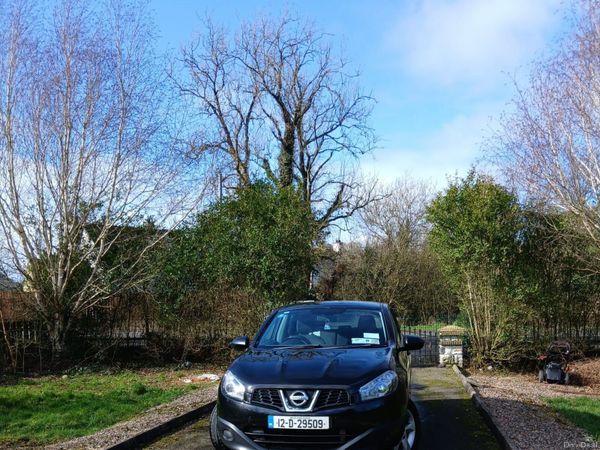 Nissan Qashqai Hatchback, Diesel, 2012, Black