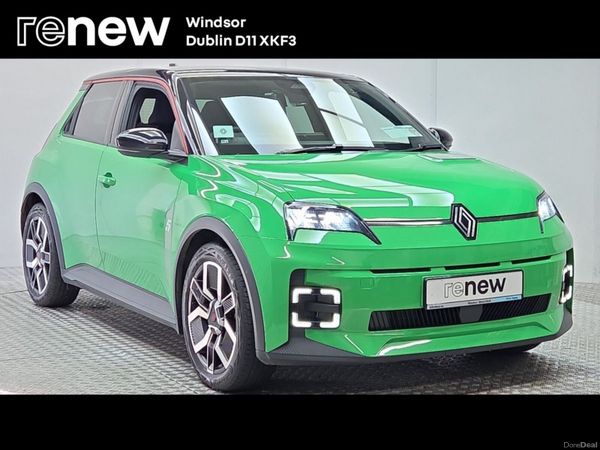 Renault 5 Hatchback, Electric, 2025, Green