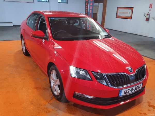 Skoda Octavia Saloon, Diesel, 2018, Red