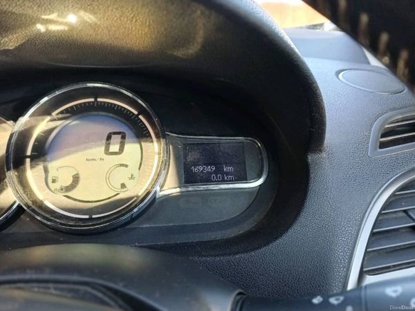 Renault Fluence Saloon, Diesel, 2016, Gold