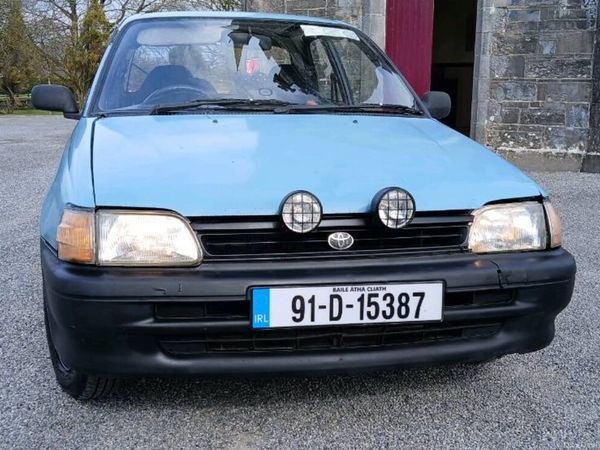 Toyota Starlet Hatchback, Petrol, 1991, Blue