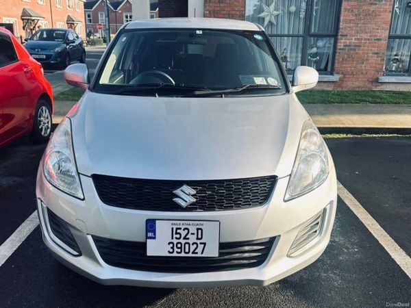 Suzuki Swift Hatchback, Petrol, 2015, Silver