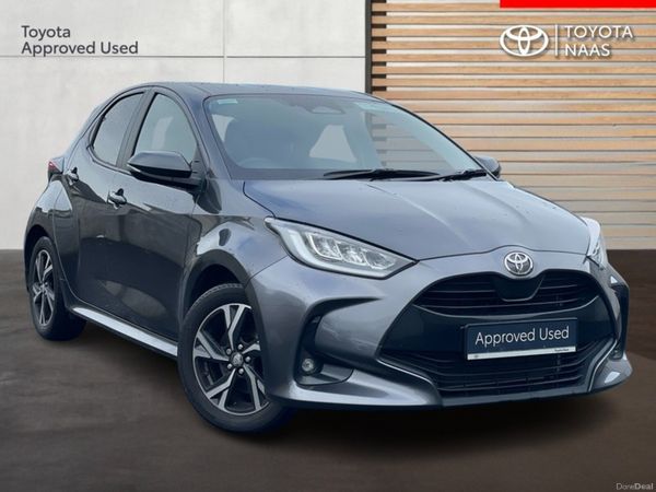 Toyota Yaris Hatchback, Petrol Hybrid, 2024, Grey