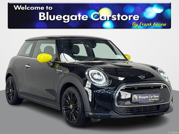 Mini Cooper Hatchback, Electric, 2022, Black