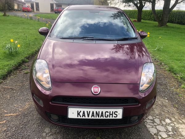 Fiat Punto Hatchback, Petrol, 2013, Red