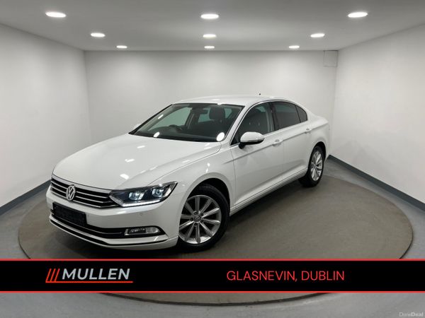 Volkswagen Passat Saloon, Diesel, 2019, White