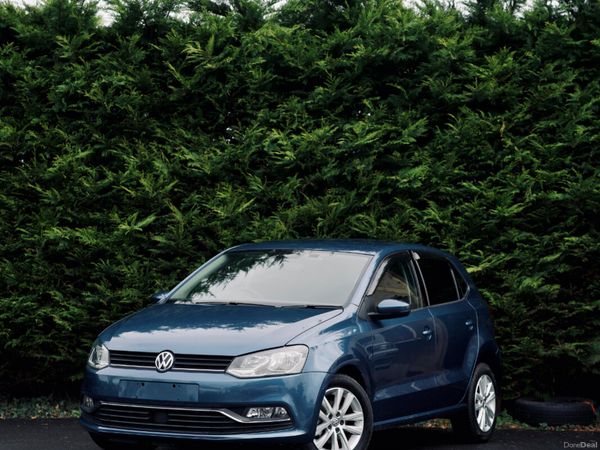 Volkswagen Polo Hatchback, Petrol, 2017, Blue