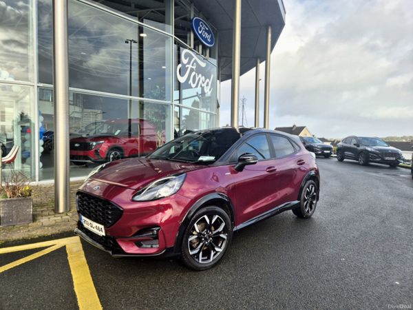 Ford Puma MPV, Petrol, 2023, Red