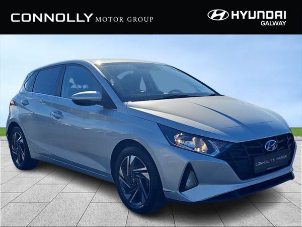 Hyundai i20 Hatchback, Petrol, 2023, Grey