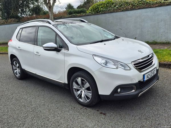Peugeot 2008 Hatchback, Petrol, 2014, White