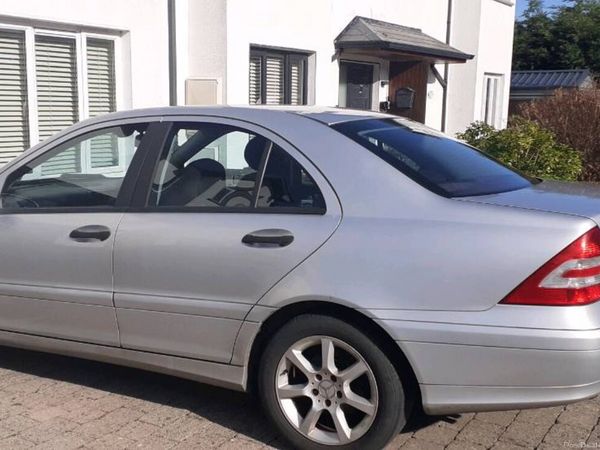 Mercedes-Benz C-Class Saloon, Petrol, 2006, Silver