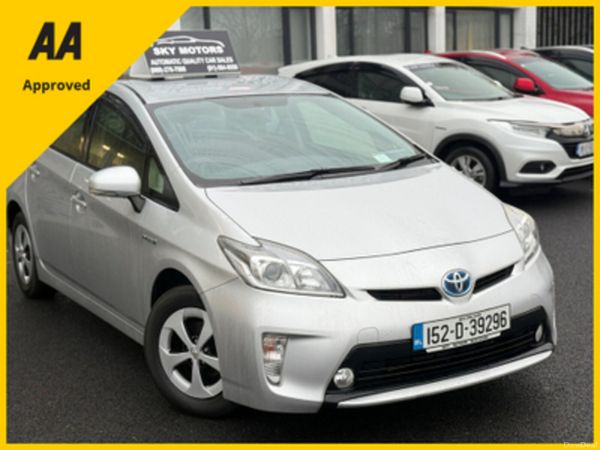 Toyota Prius Hatchback, Petrol Hybrid, 2015, Silver