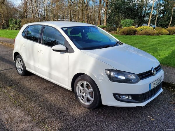 Volkswagen Polo Hatchback, Petrol, 2012, White