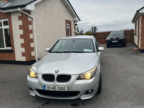 BMW 5-Series Saloon, Diesel, 2009, Silver