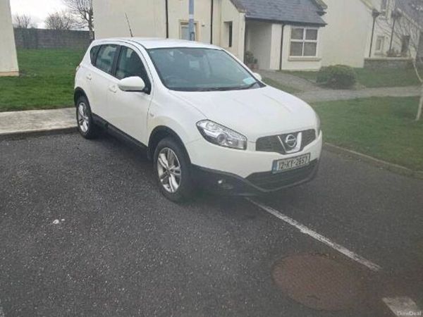 Nissan Qashqai SUV, Diesel, 2012, White