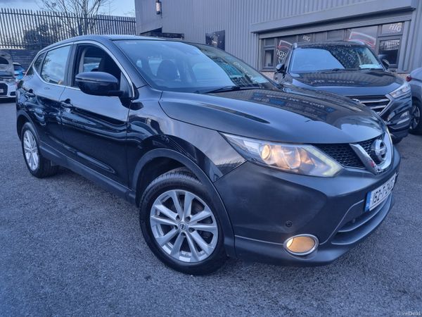 Nissan Qashqai Hatchback, Diesel, 2015, Black