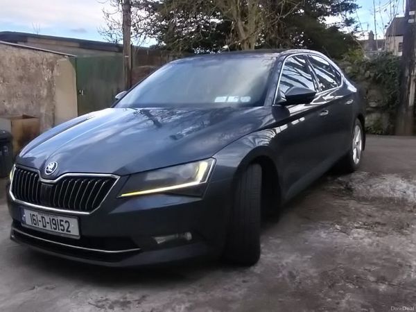 Skoda Superb Saloon, Diesel, 2016, Grey