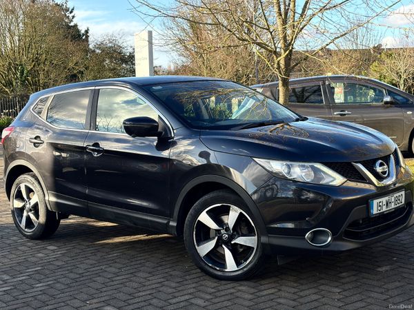 Nissan Qashqai Hatchback, Diesel, 2015, Black