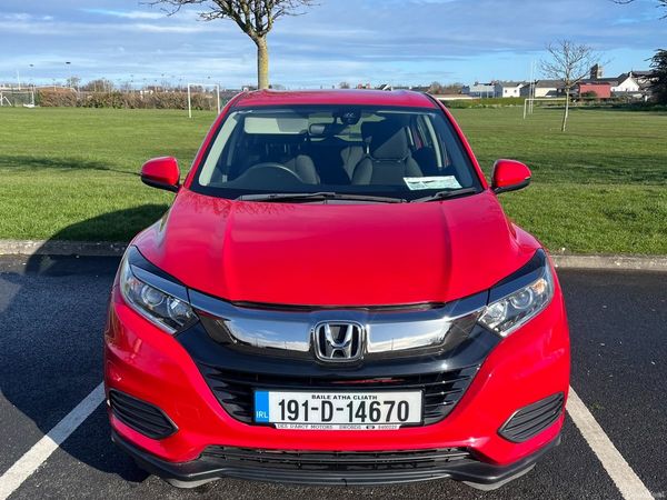 Honda HR-V SUV, Petrol, 2019, Red