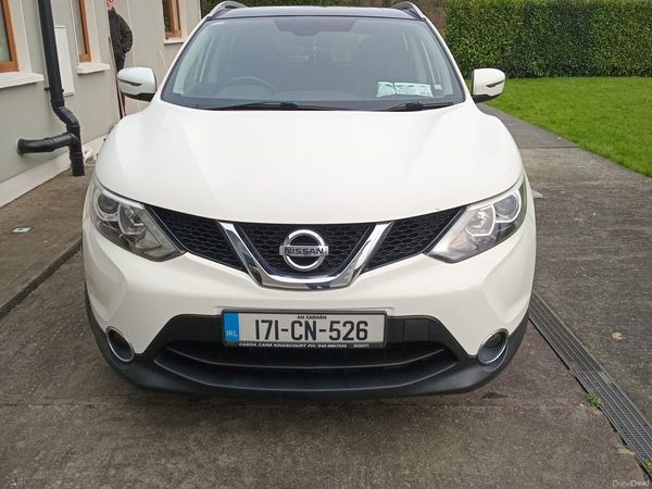 Nissan Qashqai SUV, Diesel, 2017, White