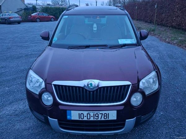 Skoda Yeti SUV, Diesel, 2010, Red