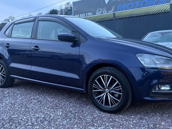 Volkswagen Polo Hatchback, Petrol, 2016, Blue