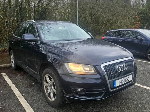 Audi Q5 SUV, Diesel, 2011, Blue