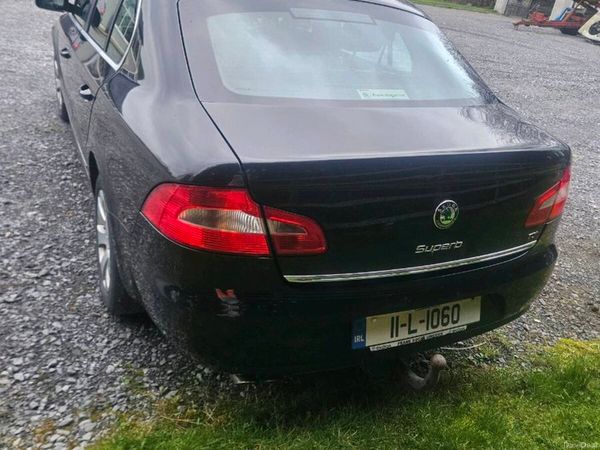 Skoda Superb Saloon, Diesel, 2011, Black