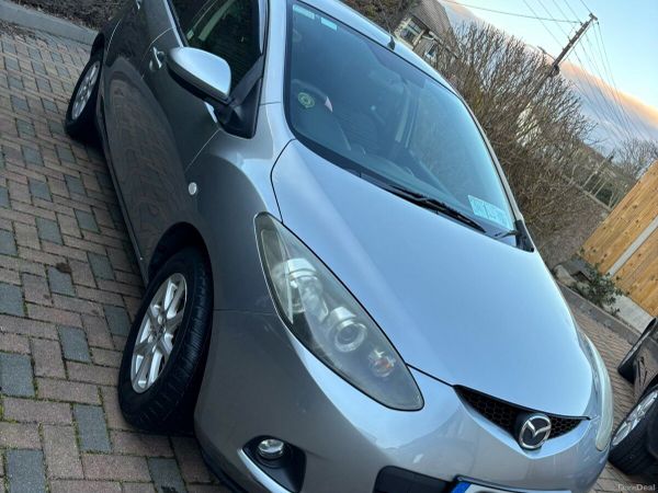 Mazda Demio MPV, Petrol, 2011, Silver
