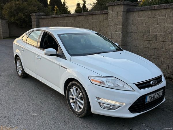 Ford Mondeo Hatchback, Diesel, 2013, White
