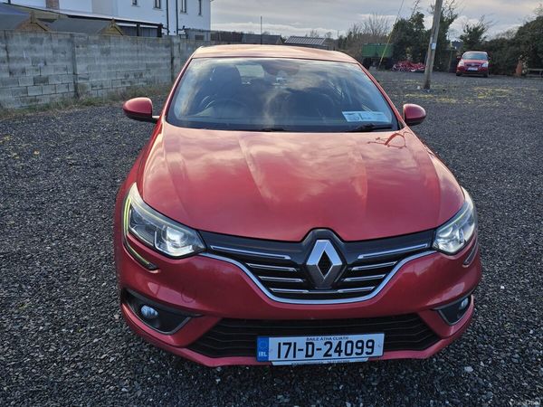 Renault Megane Hatchback, Diesel, 2017, Red