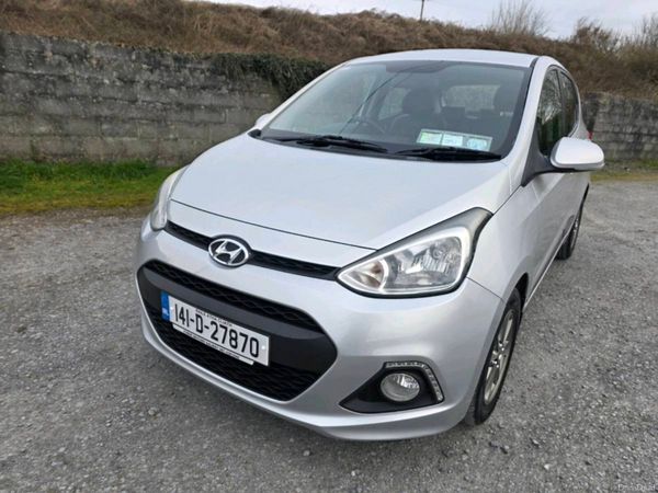 Hyundai i10 Hatchback, Petrol, 2014, Silver